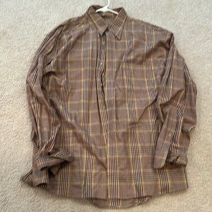 Men, casual button-down shirt